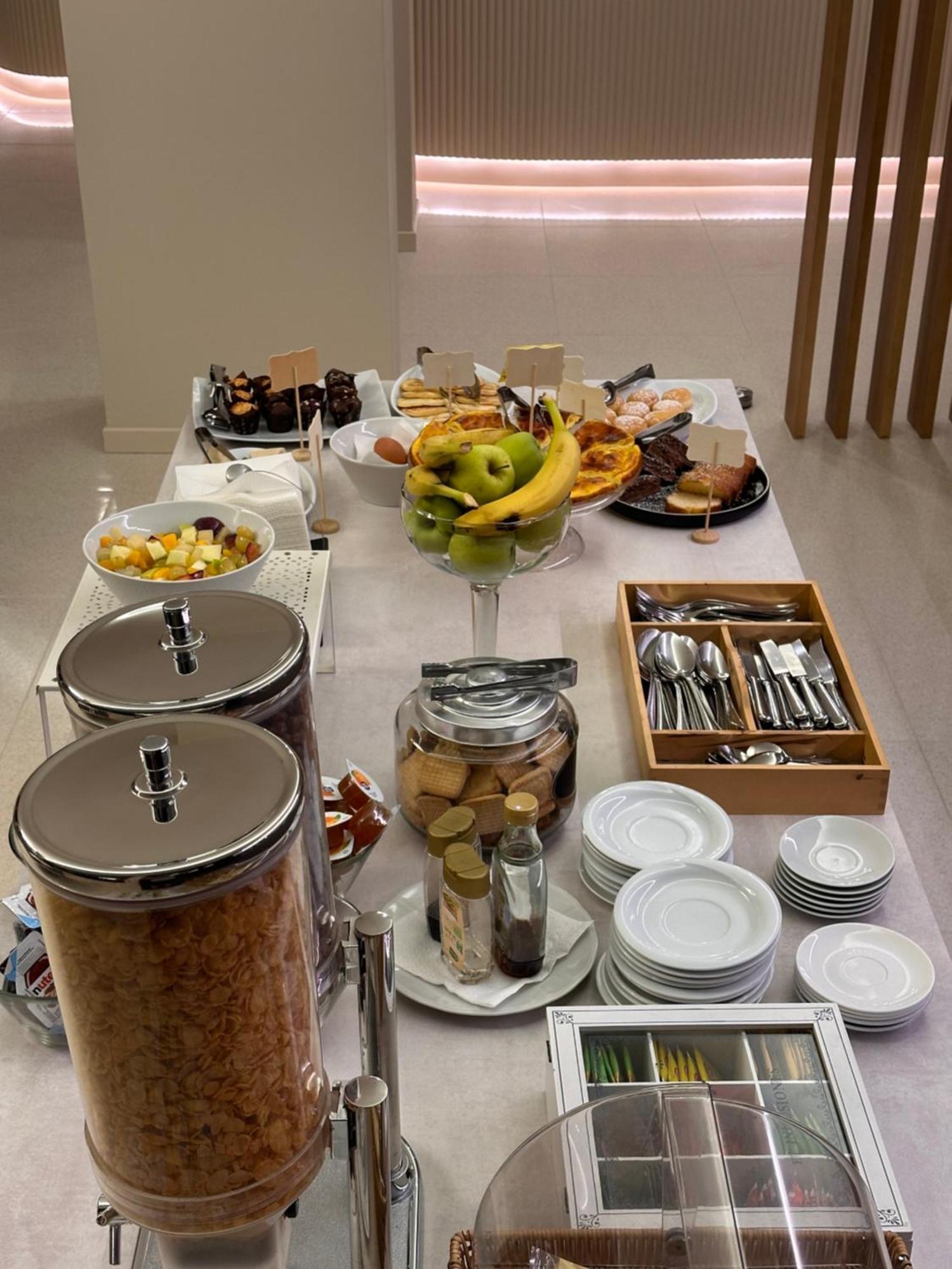 Albergo Grappolo D'Oro مونتيبلونا المظهر الخارجي الصورة
